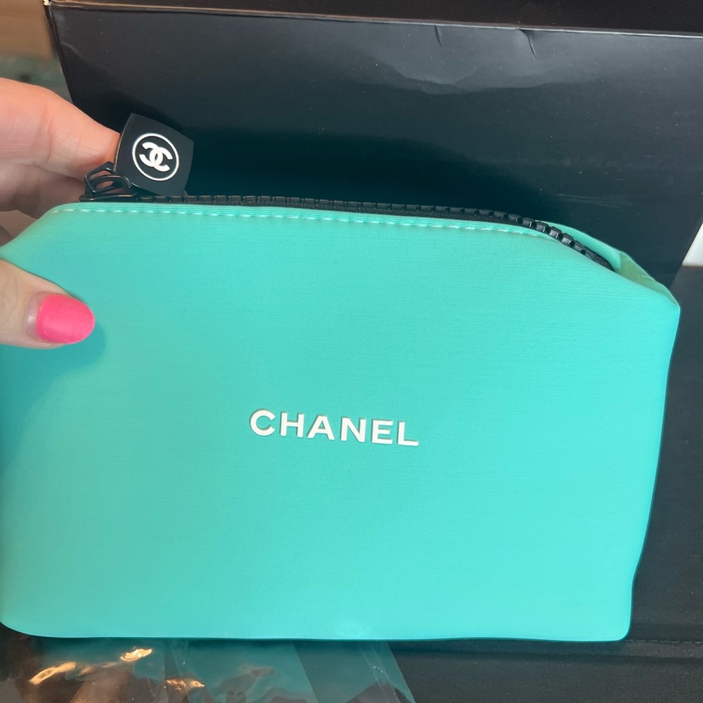 Chanel Teal Cosmetic Pouch - Picture 5 of 9